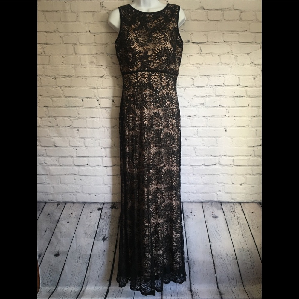 WOMENS EVENING GOWN 👗